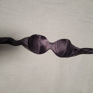Lovable Black Strapless Bra with Underwire